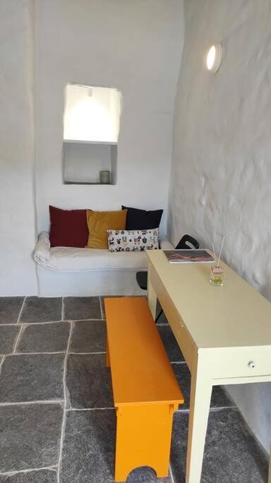 Hidden Gem - Sifnos, Kastro. Apartment Kastron  ภายนอก รูปภาพ