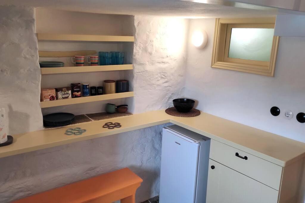 Hidden Gem - Sifnos, Kastro. Apartment Kastron  ภายนอก รูปภาพ